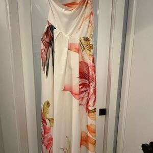 Fehaute Floral Maxi Dress with Pink Accents